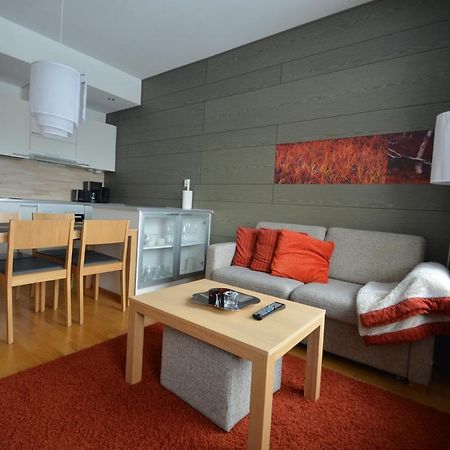 Yllaeshuiput Apartment Yllasjarvi Bagian luar foto