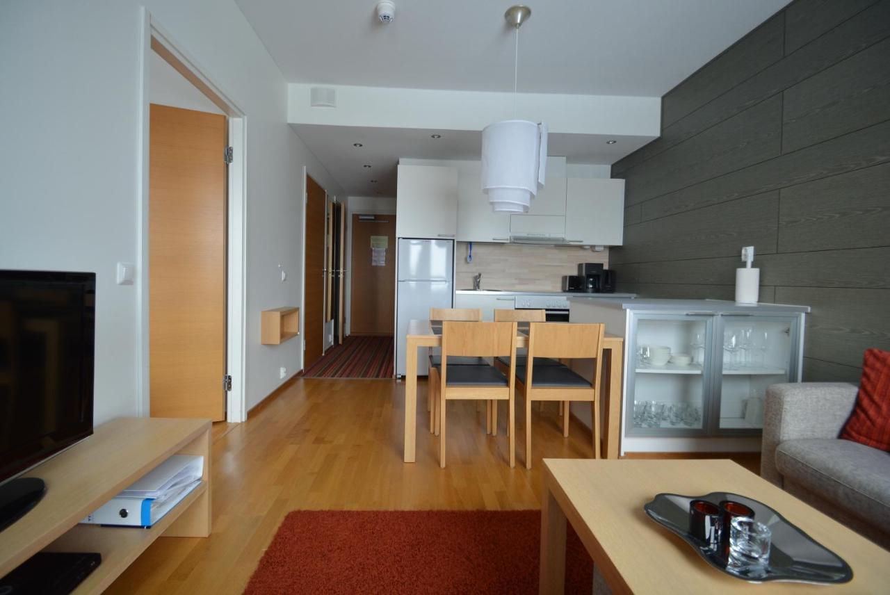 Yllaeshuiput Apartment Yllasjarvi Bagian luar foto